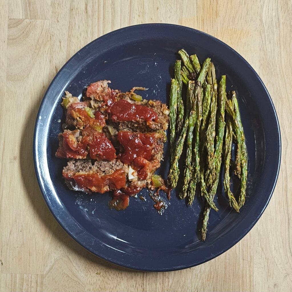 Wagyu beef meatloaf and asparagus - Wagyu Cattle in Texas | Wagyu Cattle For Sale Wagyu beef meatloaf and asparagus